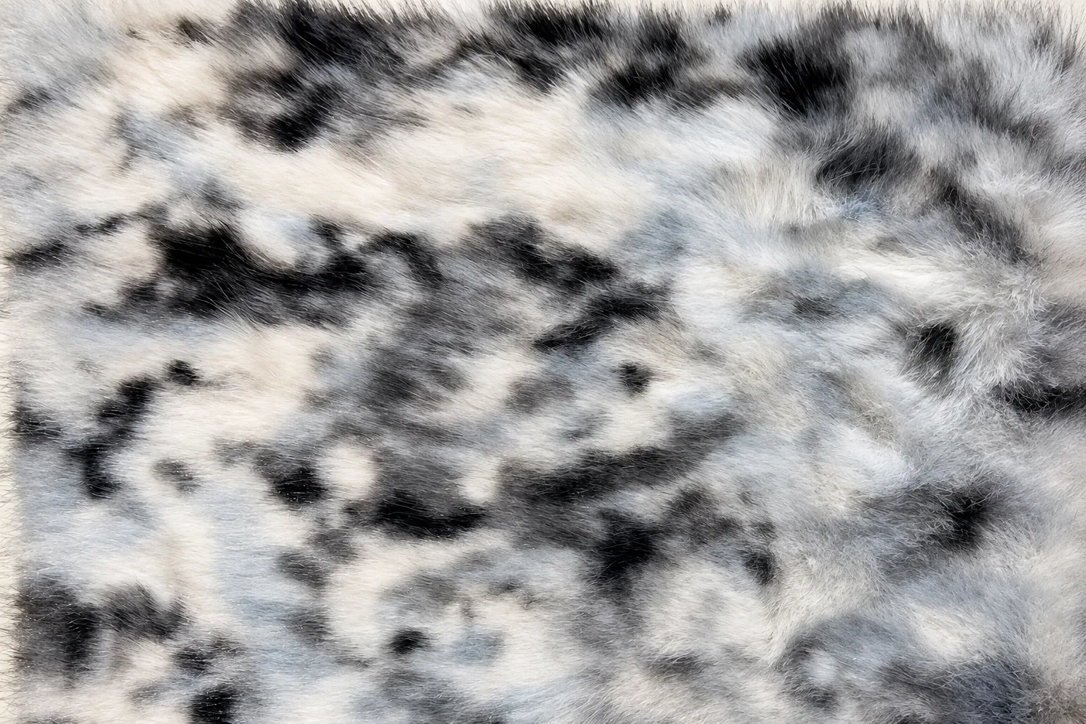 3-Tone Printed Mini Fox-Mink (Tie-Dye Style) Faux Fur Fabric - pile surface