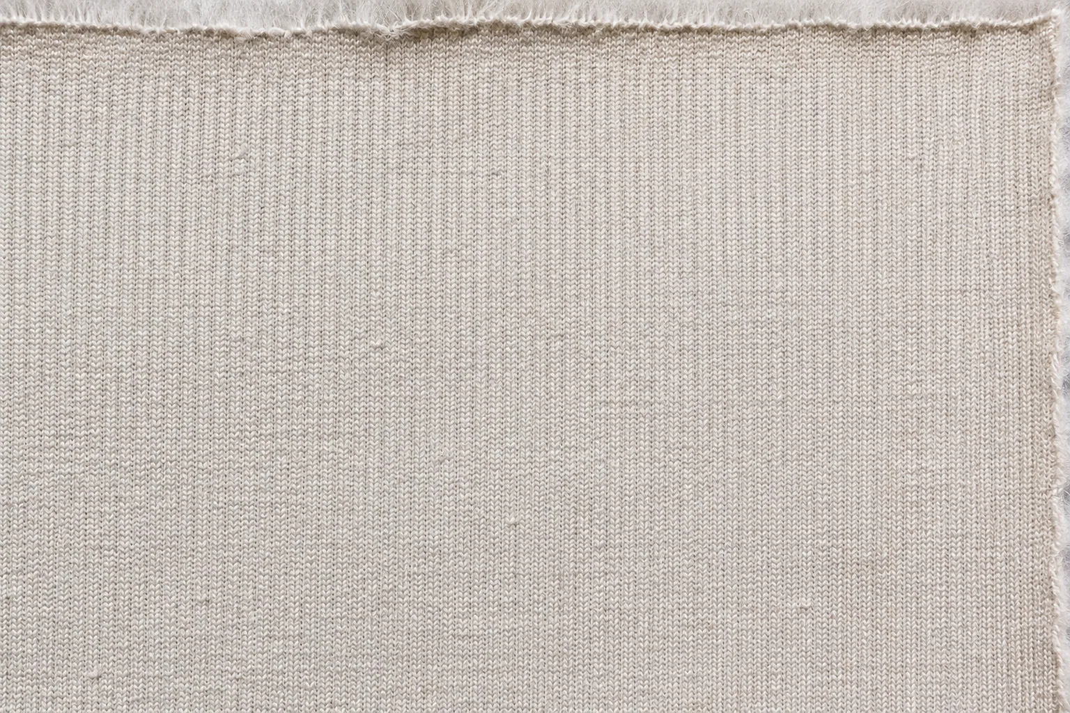 3-Tone Tip-Dyed Fox Faux Fur Fabric - knitted backing