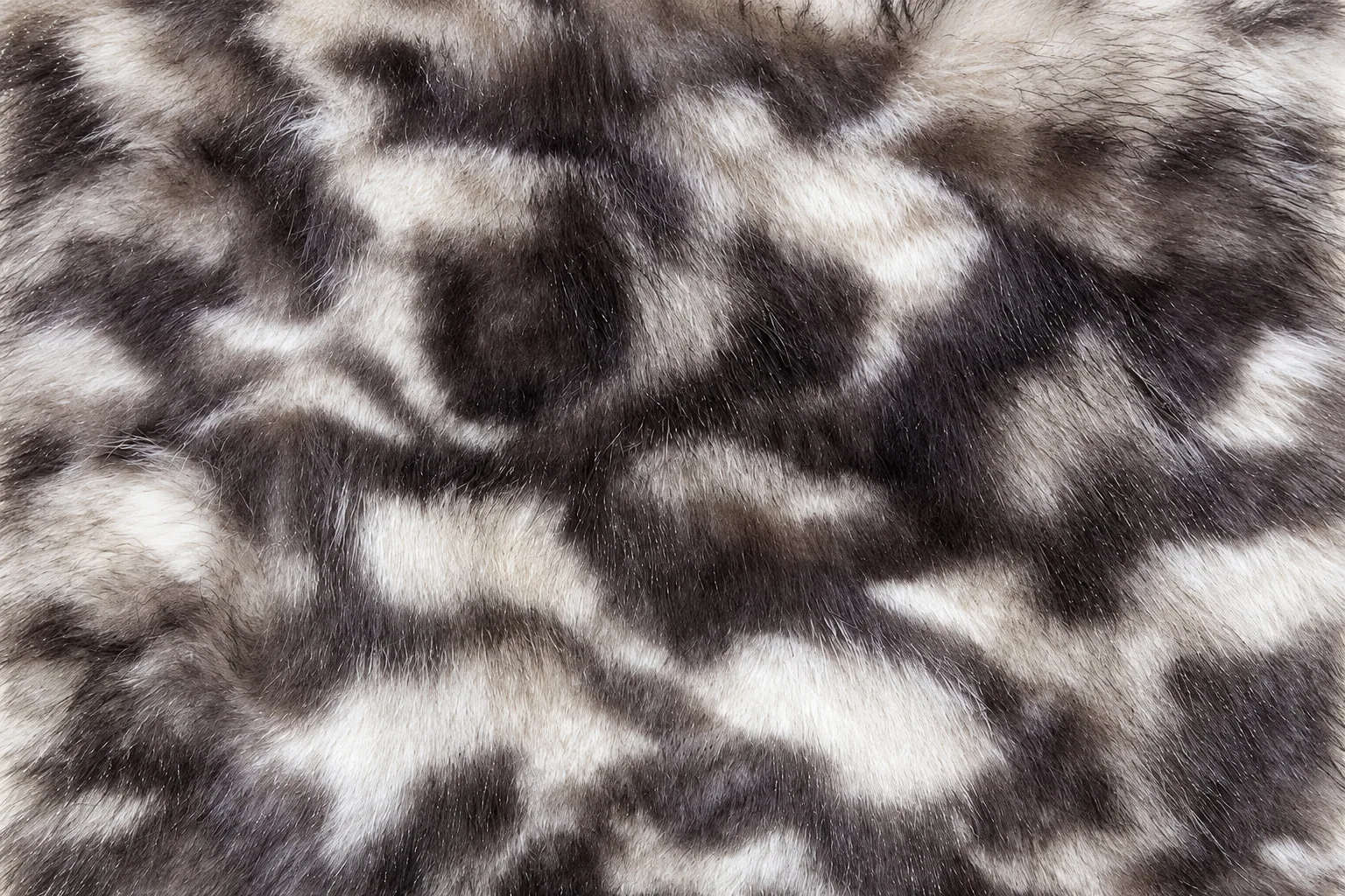 3-Tone Printed Tip-Dyed Fox (Patchwork) Faux Fur Fabric - pile surface