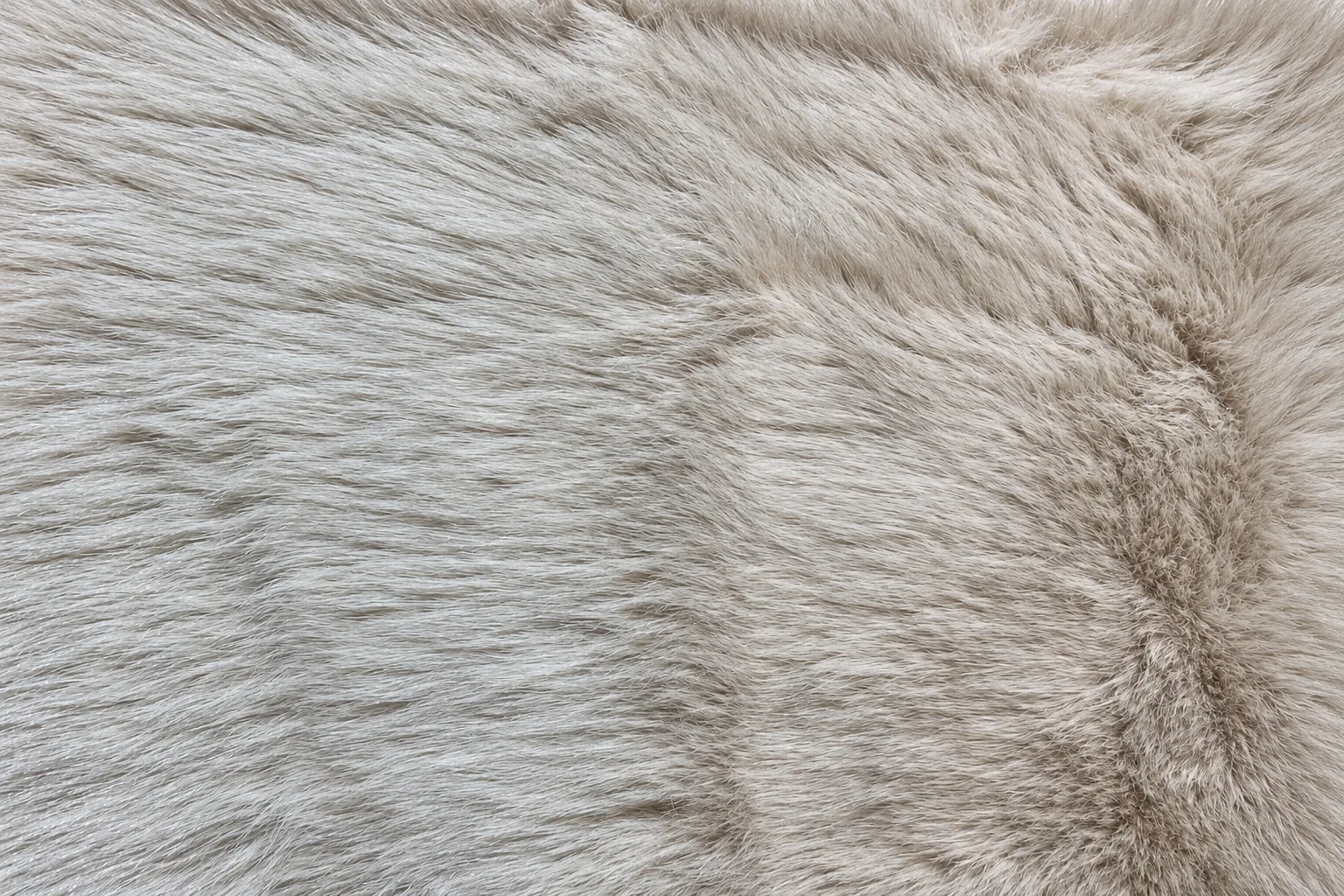 White Fox Faux Fur Fabric - pile surface