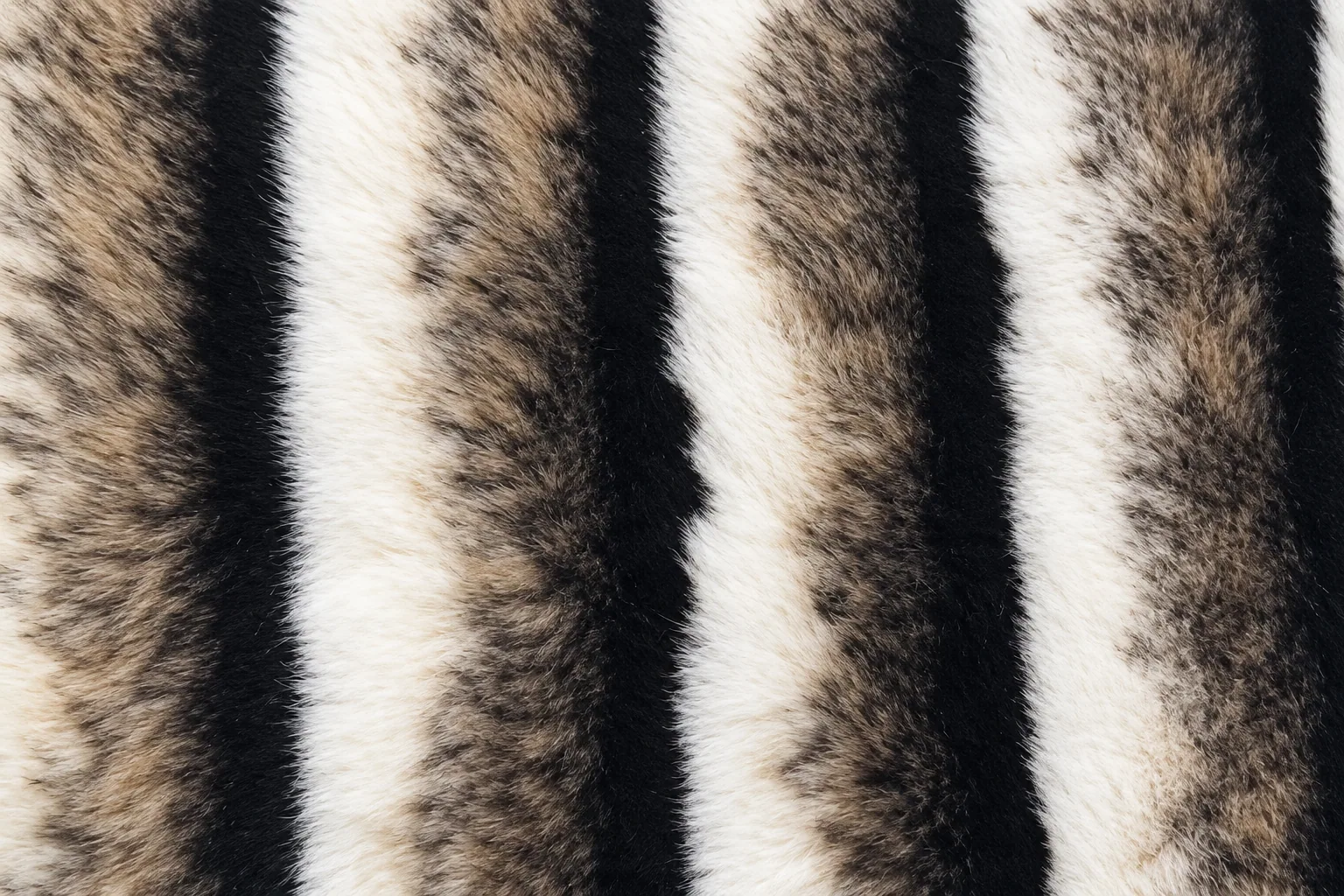 Polyester Long-Pile 3-Tone Metallic-Yarn Jacquard Fox-Mink Faux Fur Fabric - pile surface