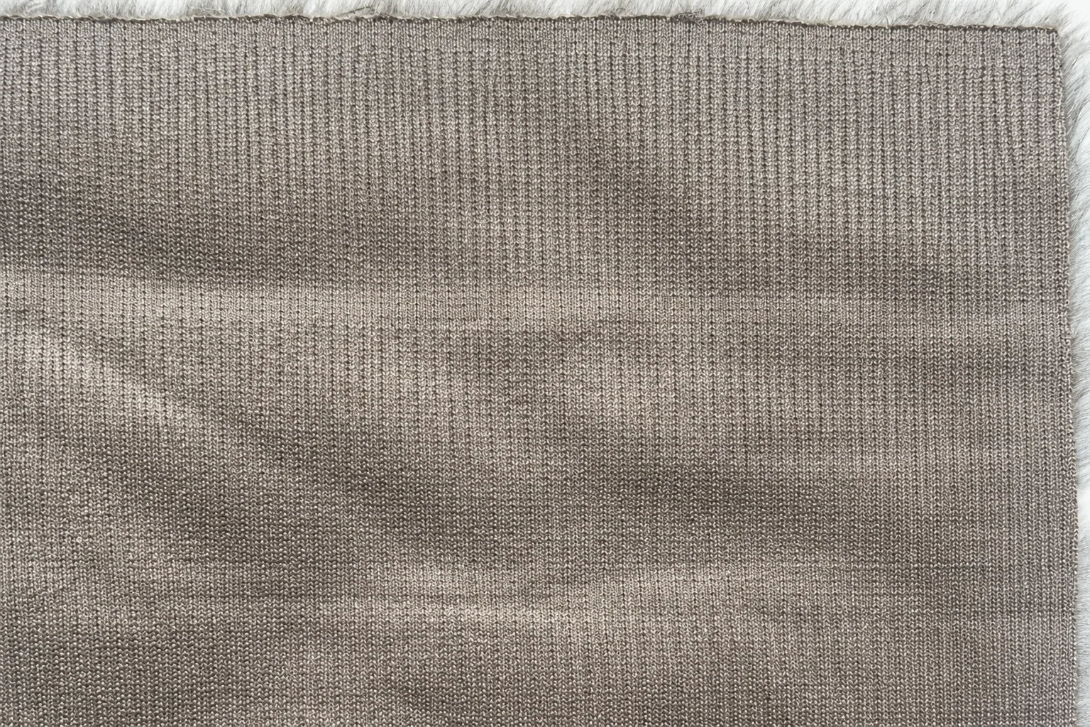 2-Tone Tip-Dyed Paper-Like Mink Faux Fur Fabric - knitted backing